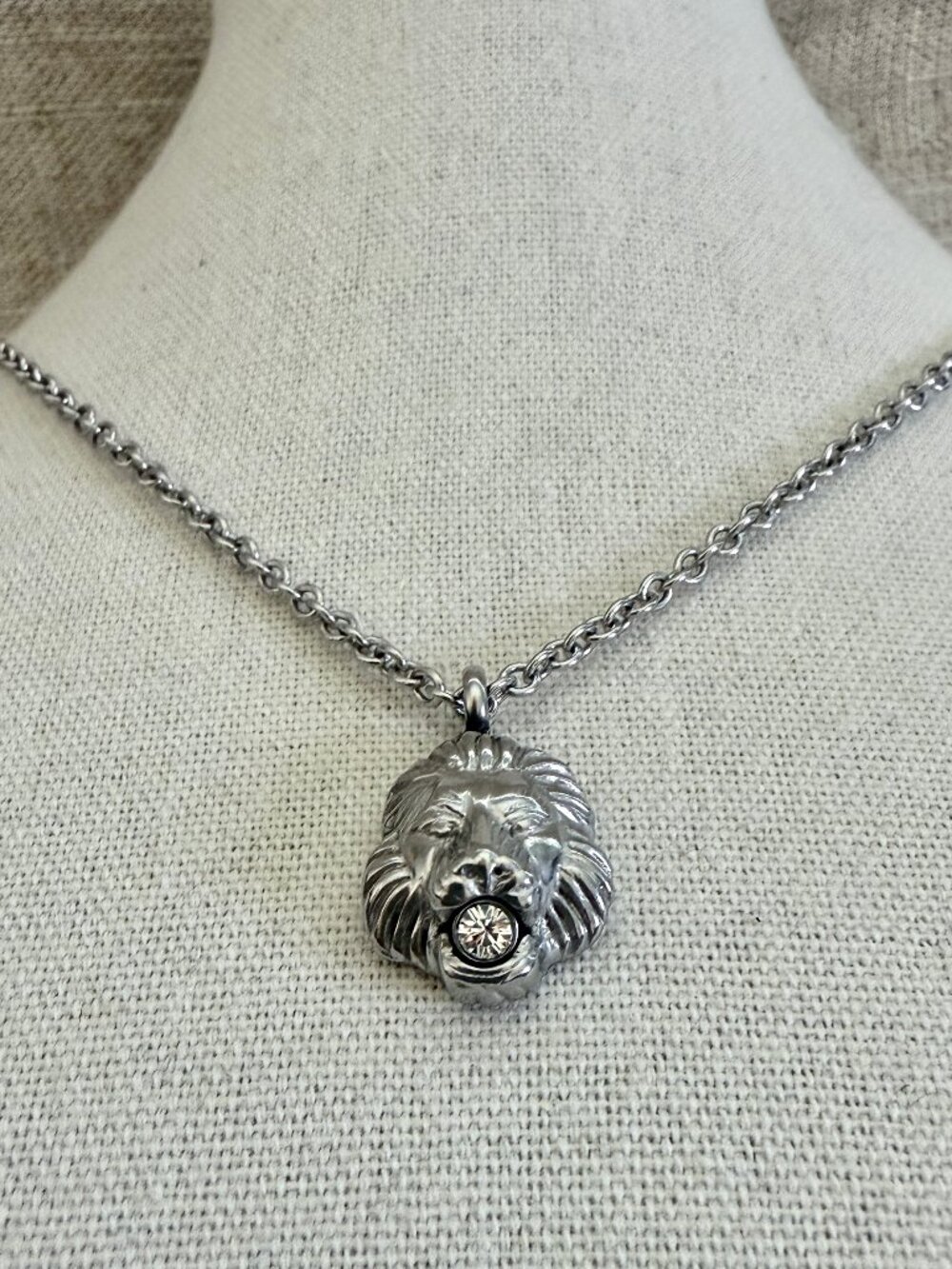 Dyrberg/Kern Kefira lion's head necklace with Swarovski crystal